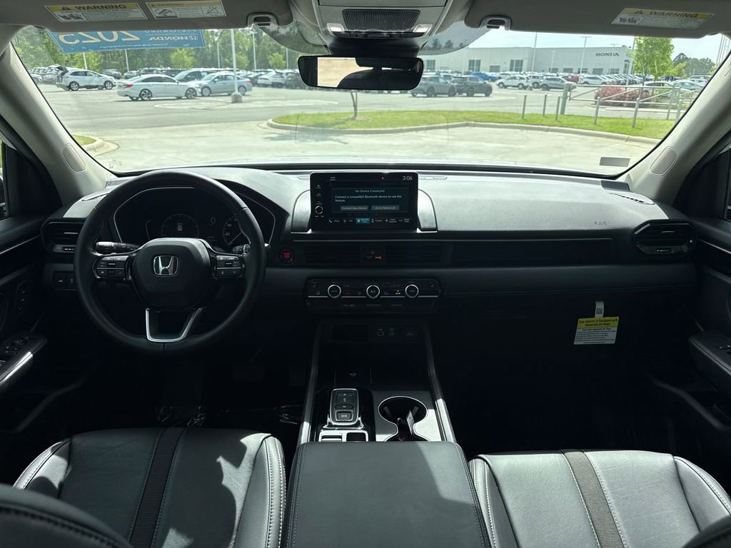 Certified 2025 Honda Pilot EX-L image 13