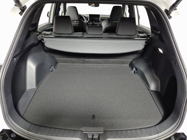 New 2025 Toyota RAV4 SE image 25