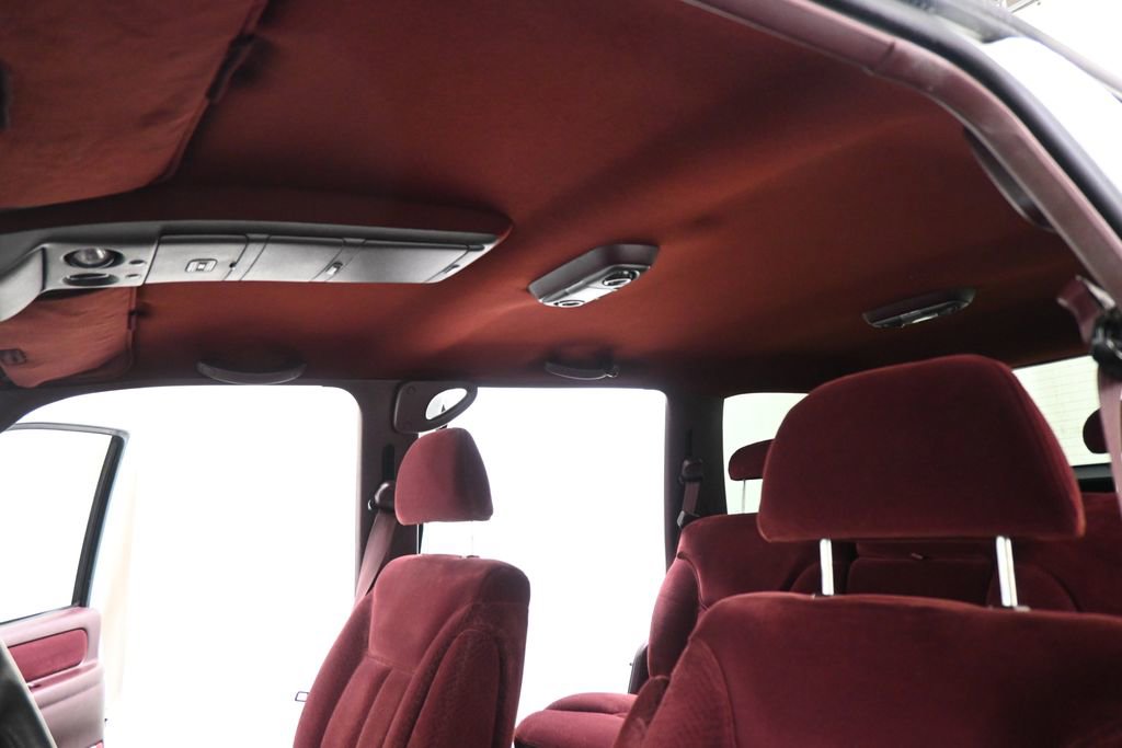 Used 1995 Chevrolet Tahoe 4WD image 24