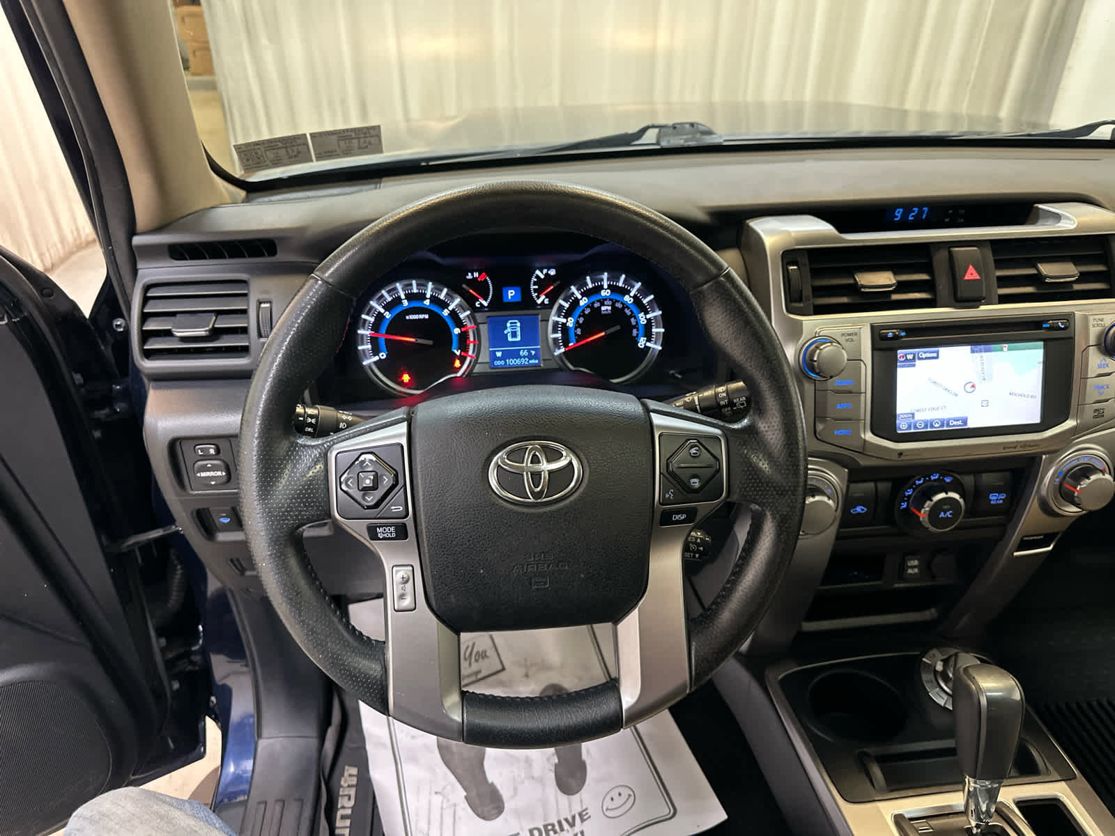 Used 2018 Toyota 4Runner SR5 Premium image 3