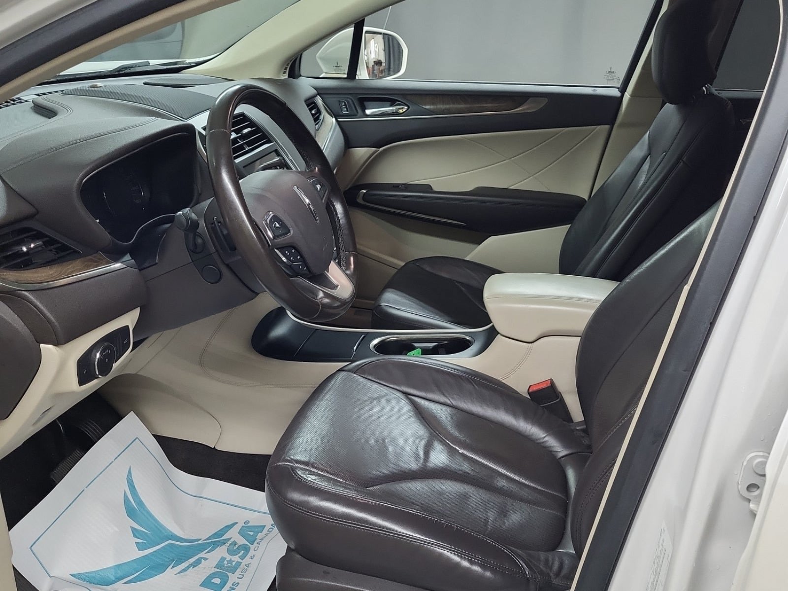 Used 2017 Lincoln MKC Reserve FWD image 6