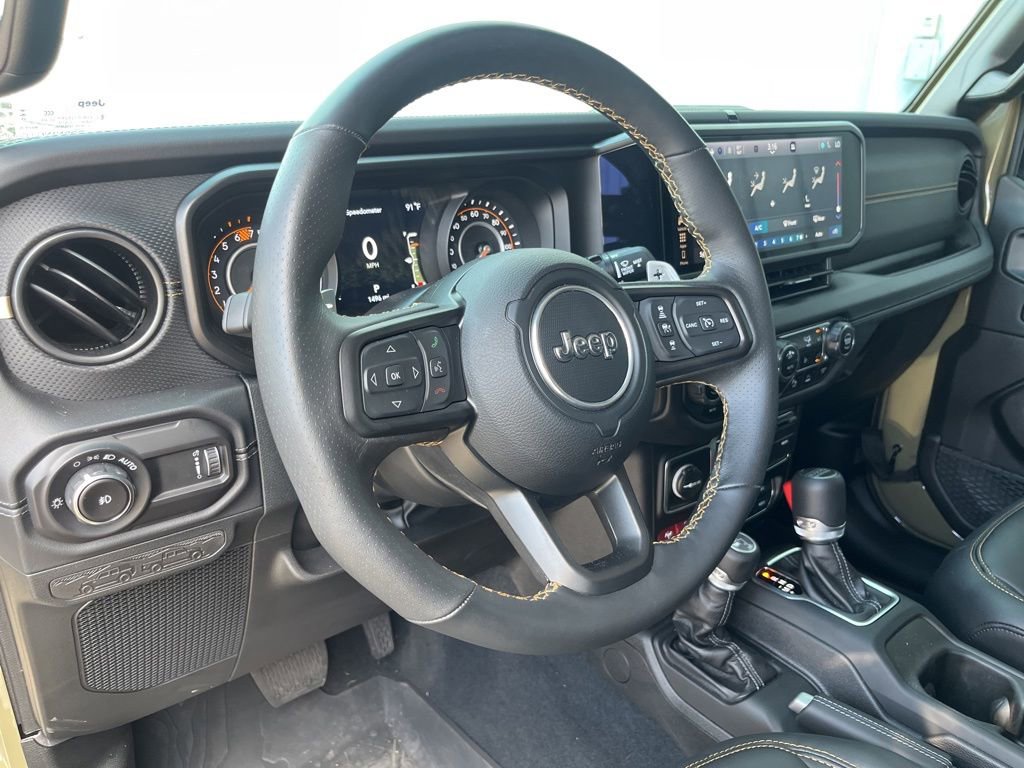 Used 2025 Jeep Wrangler Unlimited Rubicon 392 AWD/4WD image 2