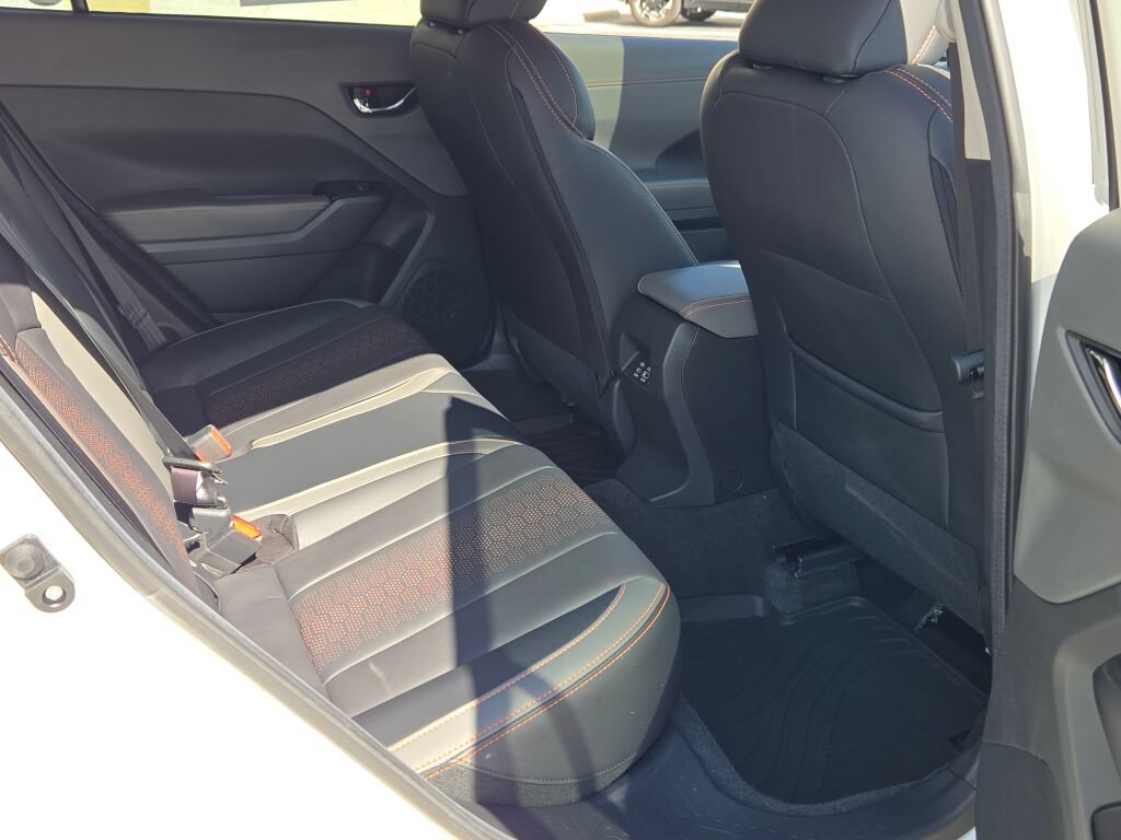 Certified 2025 Subaru Crosstrek 2.5i Limited AWD/4WD image 7