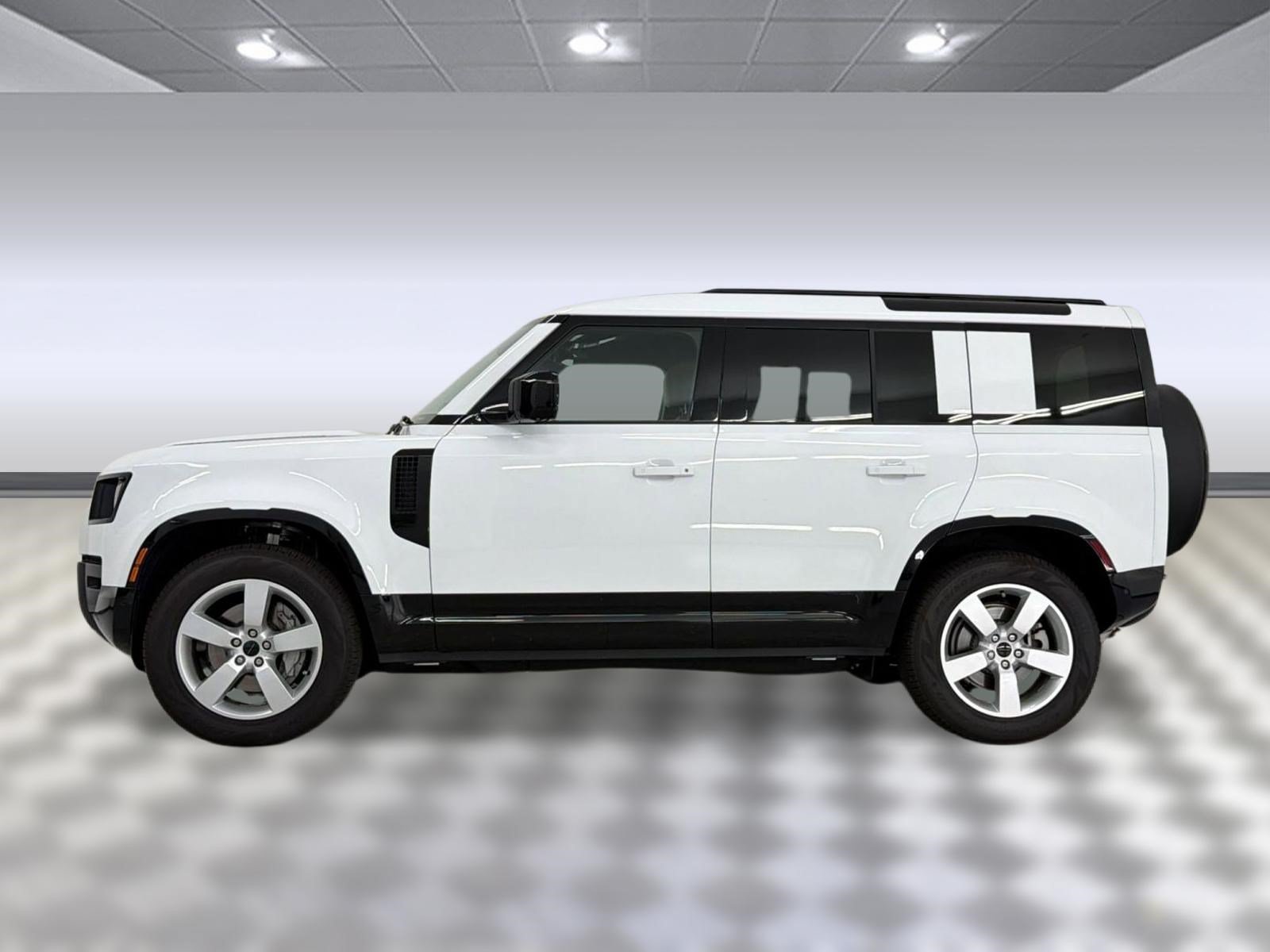 New 2026 Land Rover Defender 110 X-Dynamic SE AWD/4WD image 2