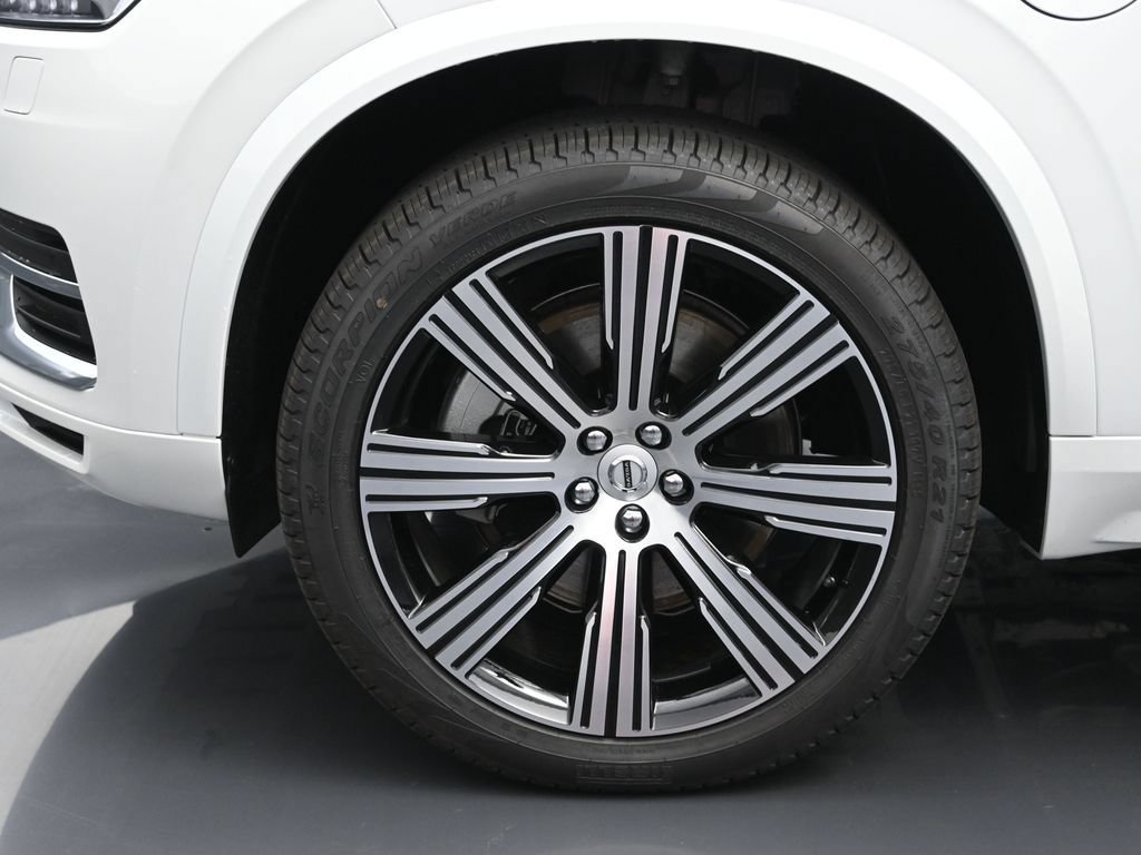New 2025 Volvo XC90 T8 Core w/ Protection Package Premier AWD/4WD image 31