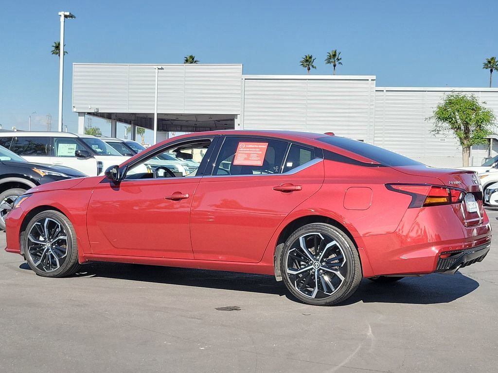 Certified 2024 Nissan Altima 2.5 SR w/ SR Premium Package image 3