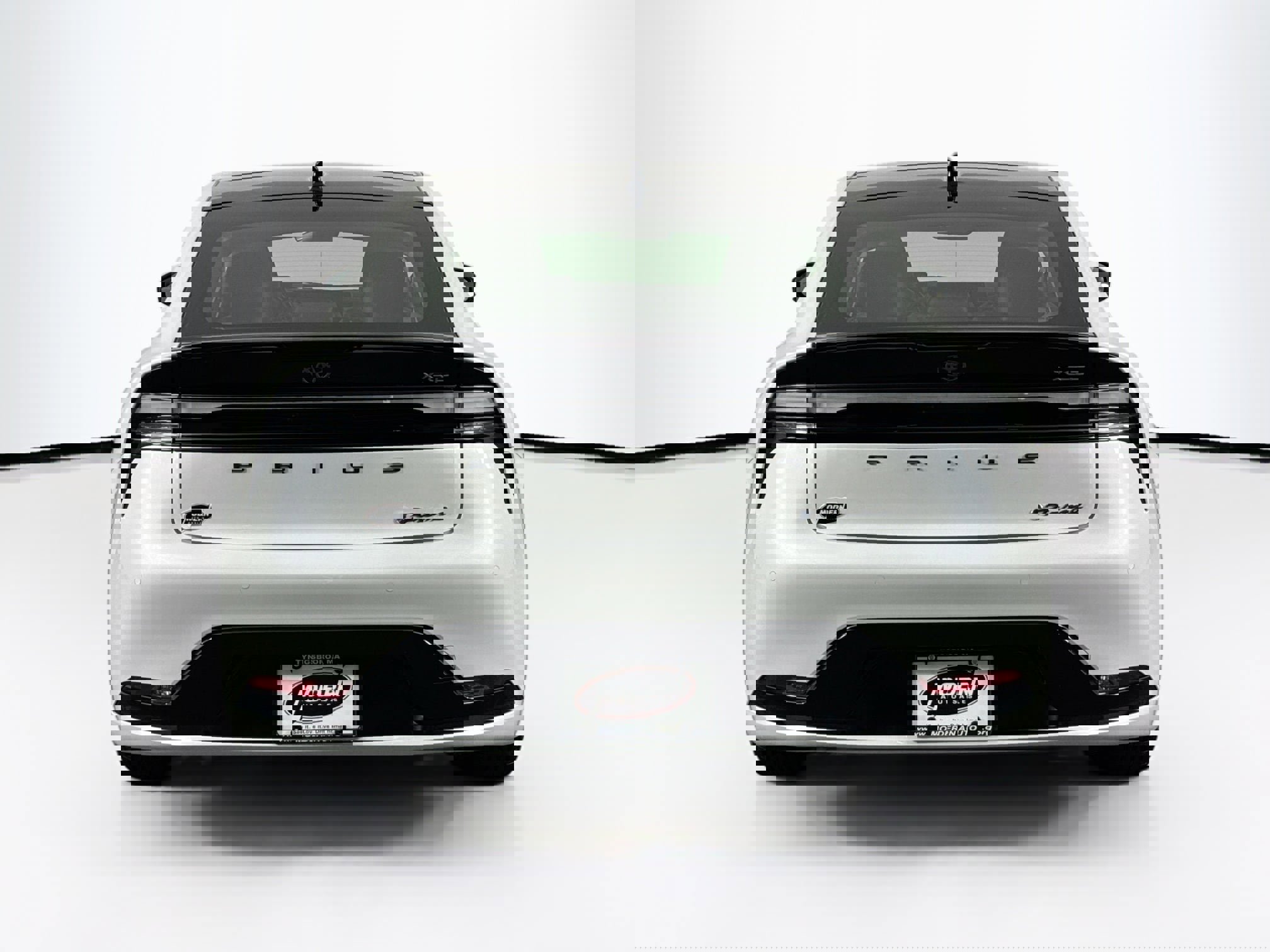 Used 2024 Toyota Prius Prime SE image 10