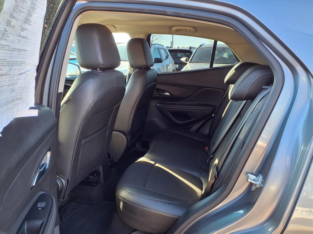 Used 2020 Buick Encore Preferred image 11