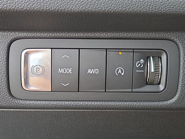 New 2026 Chevrolet Traverse High Country image 18