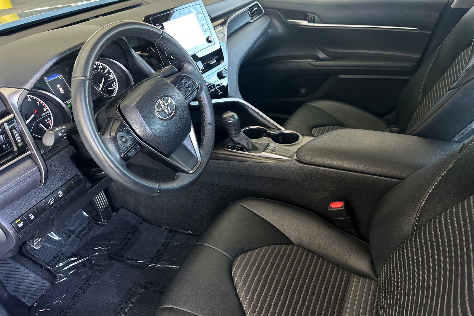 Certified 2024 Toyota Camry SE FWD image 9