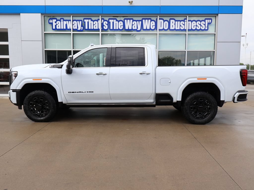 New 2026 GMC Sierra 3500 Denali Ultimate w/ LPO, Black Badging Package AWD/4WD image 7