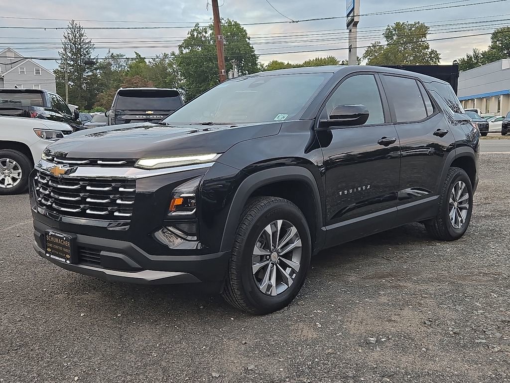 Used 2026 Chevrolet Equinox LT w/ Convenience Package II image 4