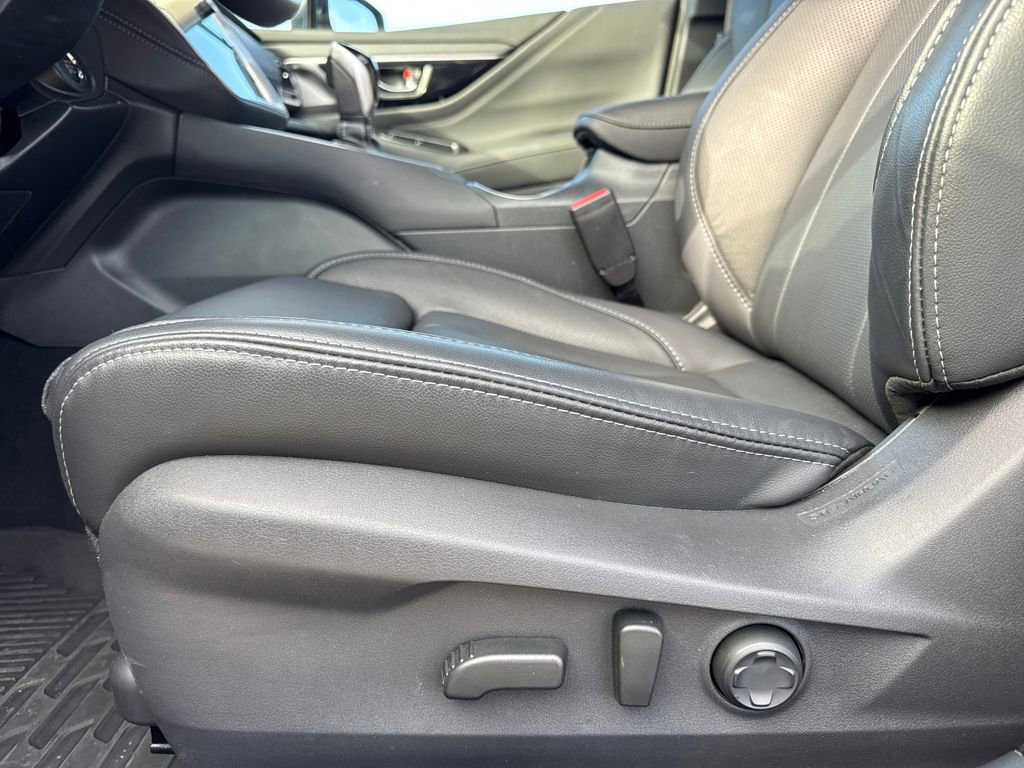 Used 2025 Subaru Outback Touring image 14