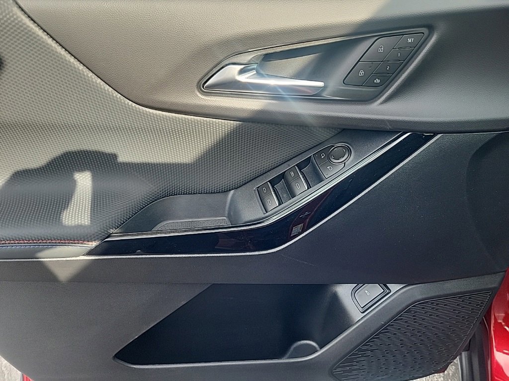 New 2026 Chevrolet Equinox RS w/ Convenience Package III image 10