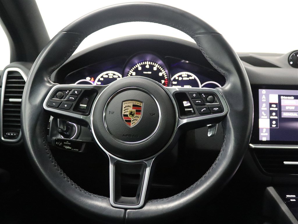Used 2021 Porsche Cayenne AWD/4WD image 26