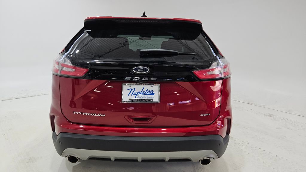 Used 2023 Ford Edge Titanium AWD/4WD image 6