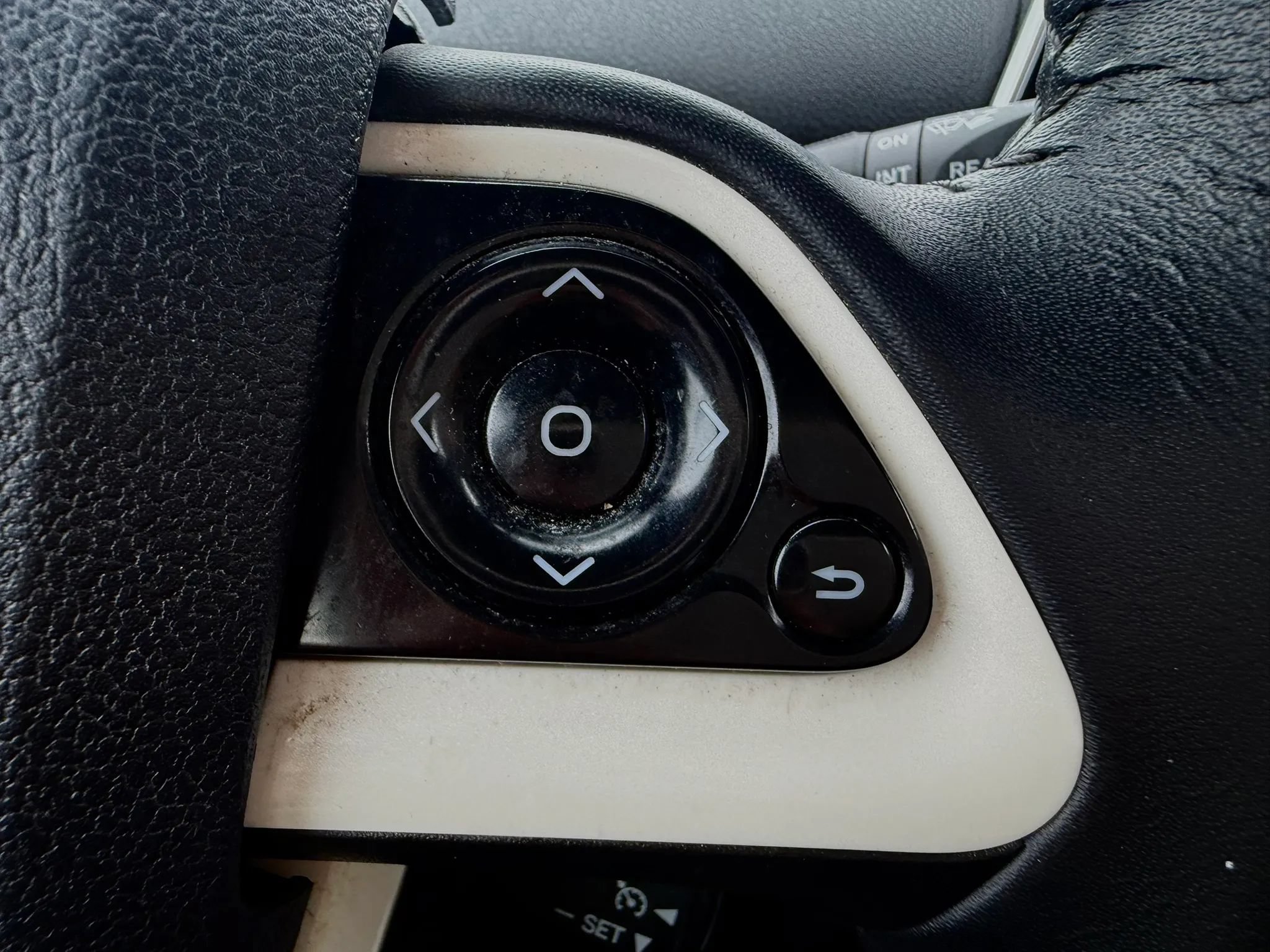 Used 2016 Toyota Prius Four w/ Protection Package FWD image 30