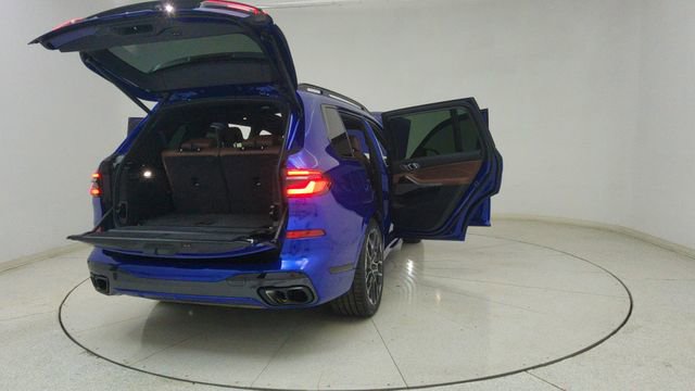 Used 2025 BMW X7 M60i image 83