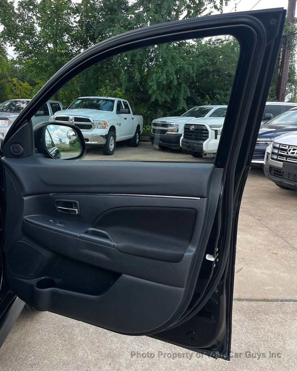 Used 2020 Mitsubishi Outlander Sport ES AWD/4WD image 30