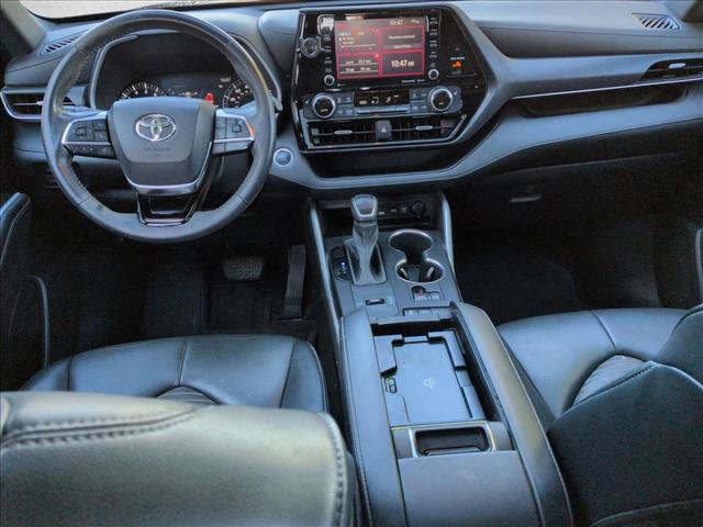 Used 2021 Toyota Highlander XSE image 18