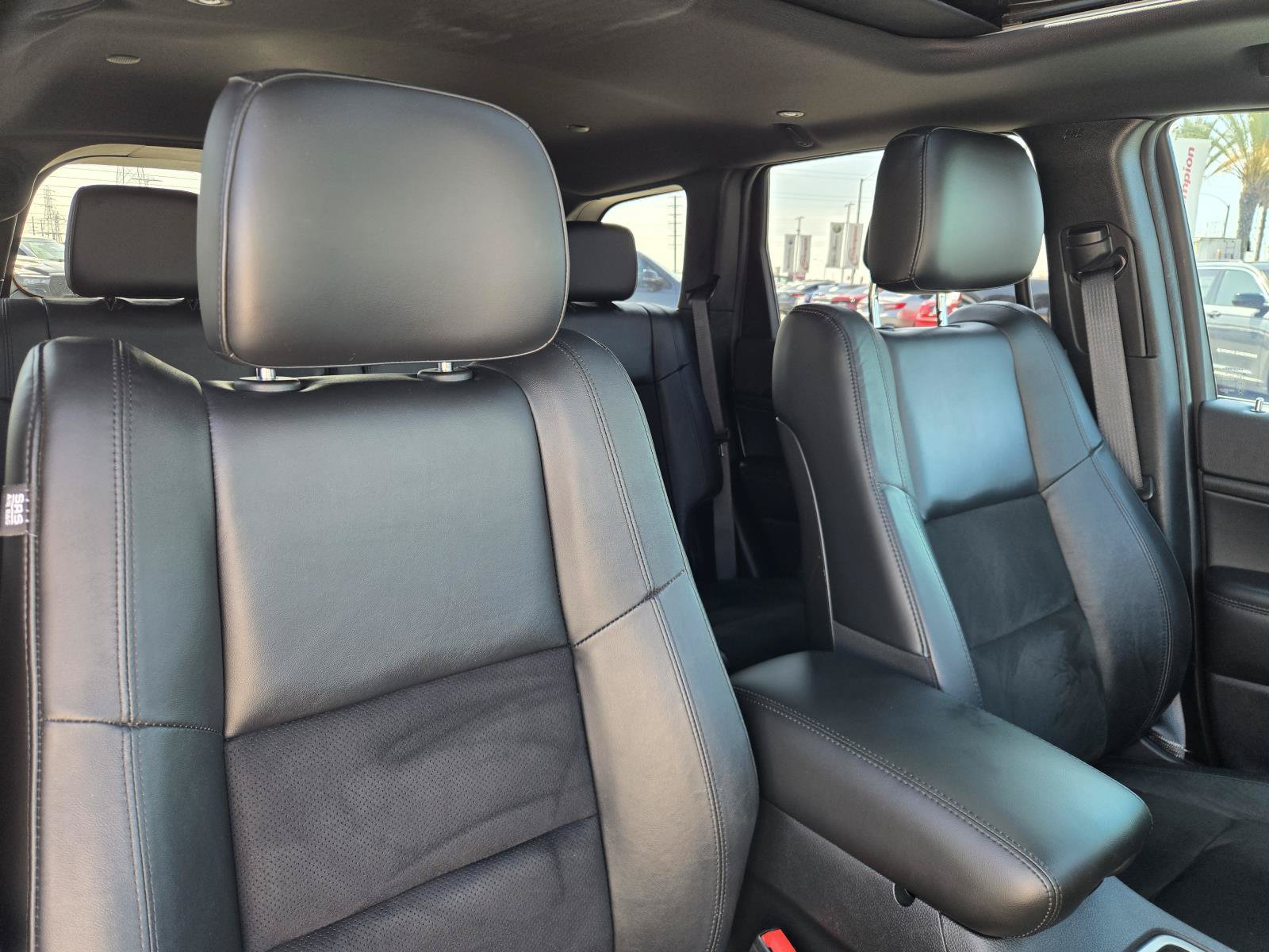 Certified 2021 Jeep Grand Cherokee Laredo X AWD/4WD image 32