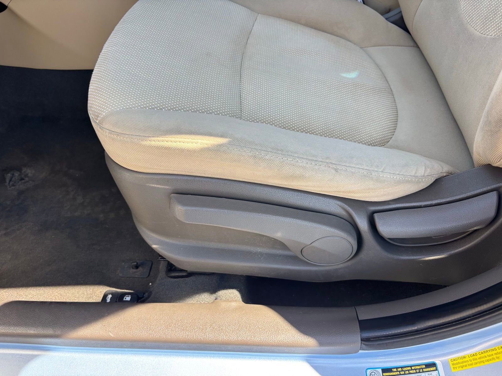 Used 2013 Hyundai Accent GLS FWD image 17