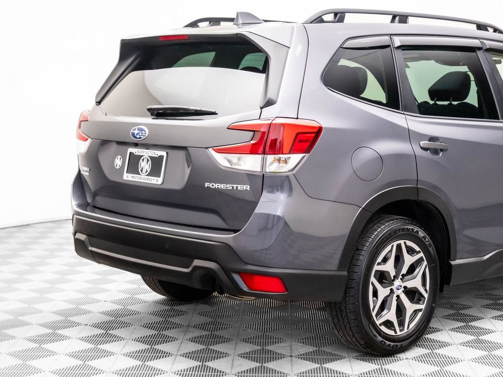 Used 2023 Subaru Forester Premium image 34