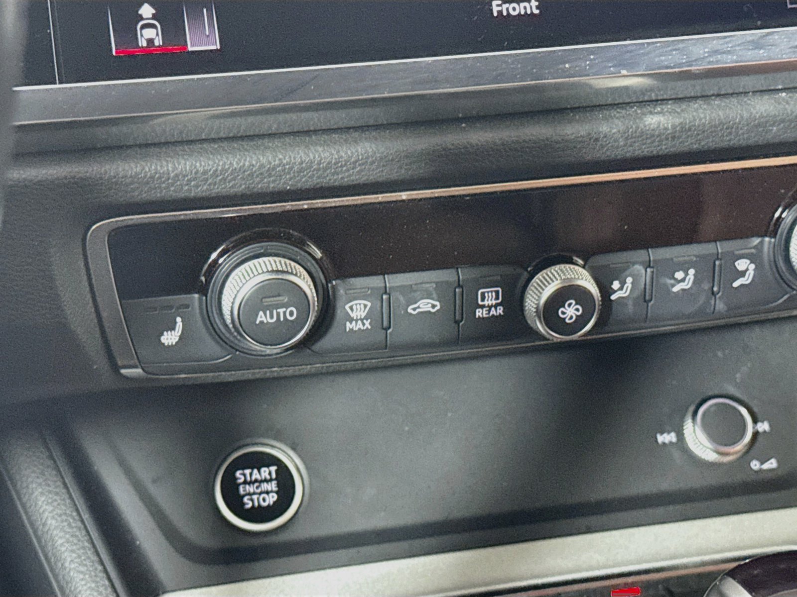 Certified 2024 Audi Q3 2.0T Premium Plus AWD/4WD image 19