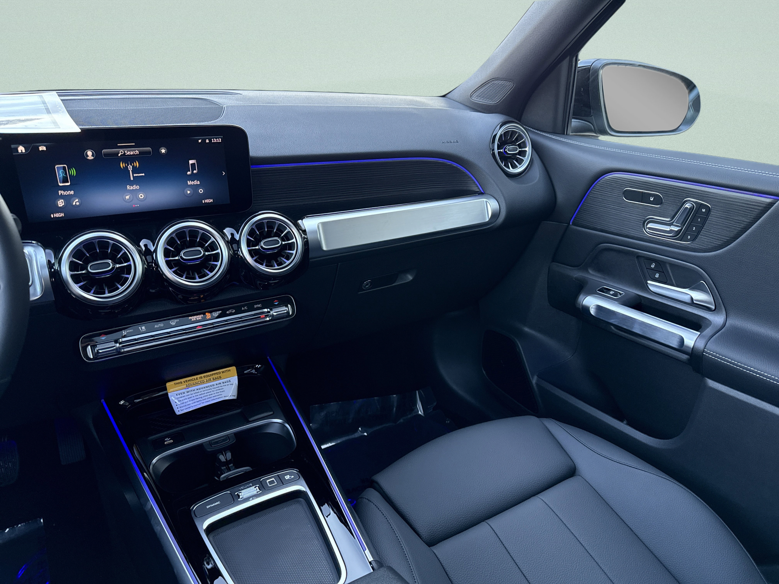 New 2026 Mercedes-Benz GLB 250 image 40