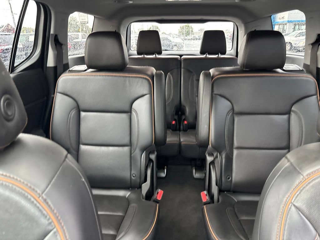 Used 2022 GMC Acadia AT4 w/ Technology Package AWD/4WD image 24