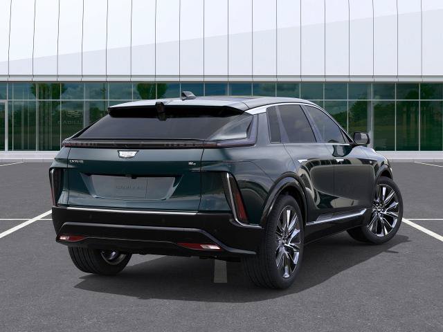 New 2027 Cadillac Lyriq Signature Luxury AWD/4WD image 3