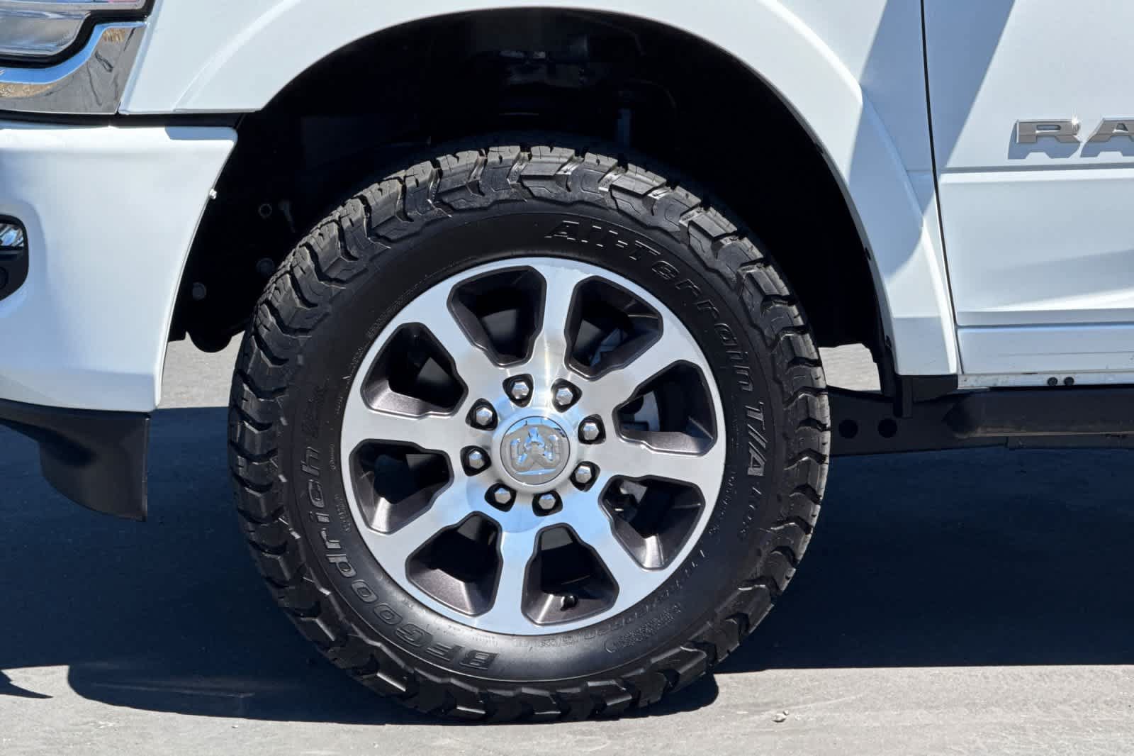 Used 2023 RAM 3500 Limited AWD/4WD image 32