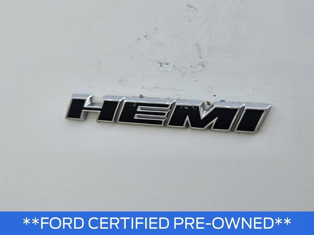 Used 2019 Dodge Challenger R/T w/ Plus Package RWD image 7