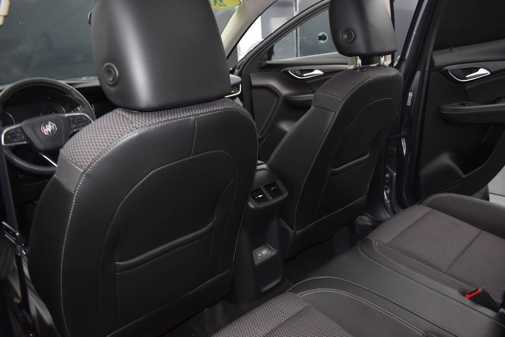 Used 2022 Buick Envision Preferred AWD/4WD image 25