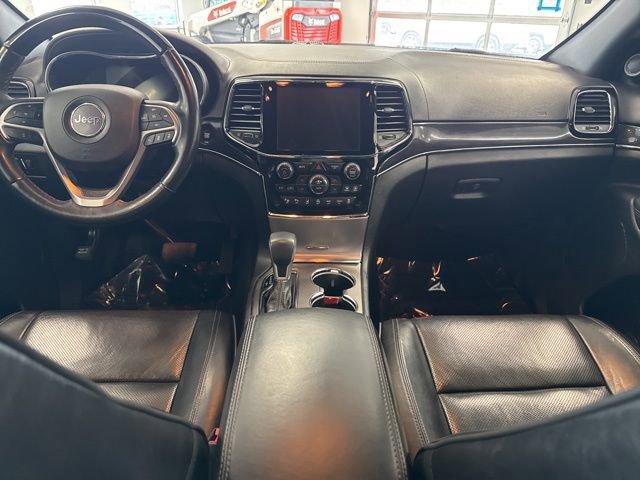 Used 2019 Jeep Grand Cherokee Overland w/ Jeep Active Safety Group image 36
