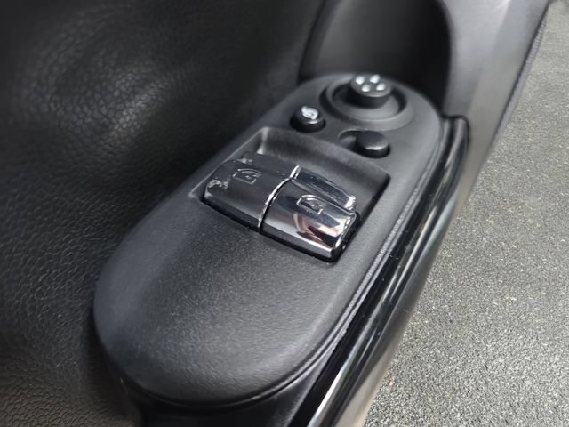 Used 2024 MINI Cooper S FWD image 23
