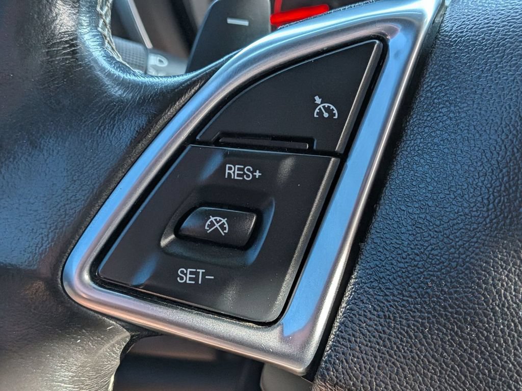 Used 2020 Chevrolet Camaro LT RWD image 19