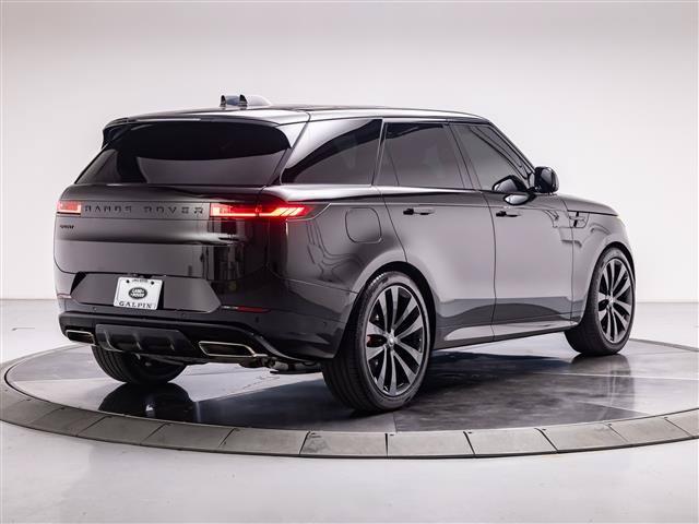 Used 2025 Land Rover Range Rover Sport Dynamic SE AWD/4WD image 5