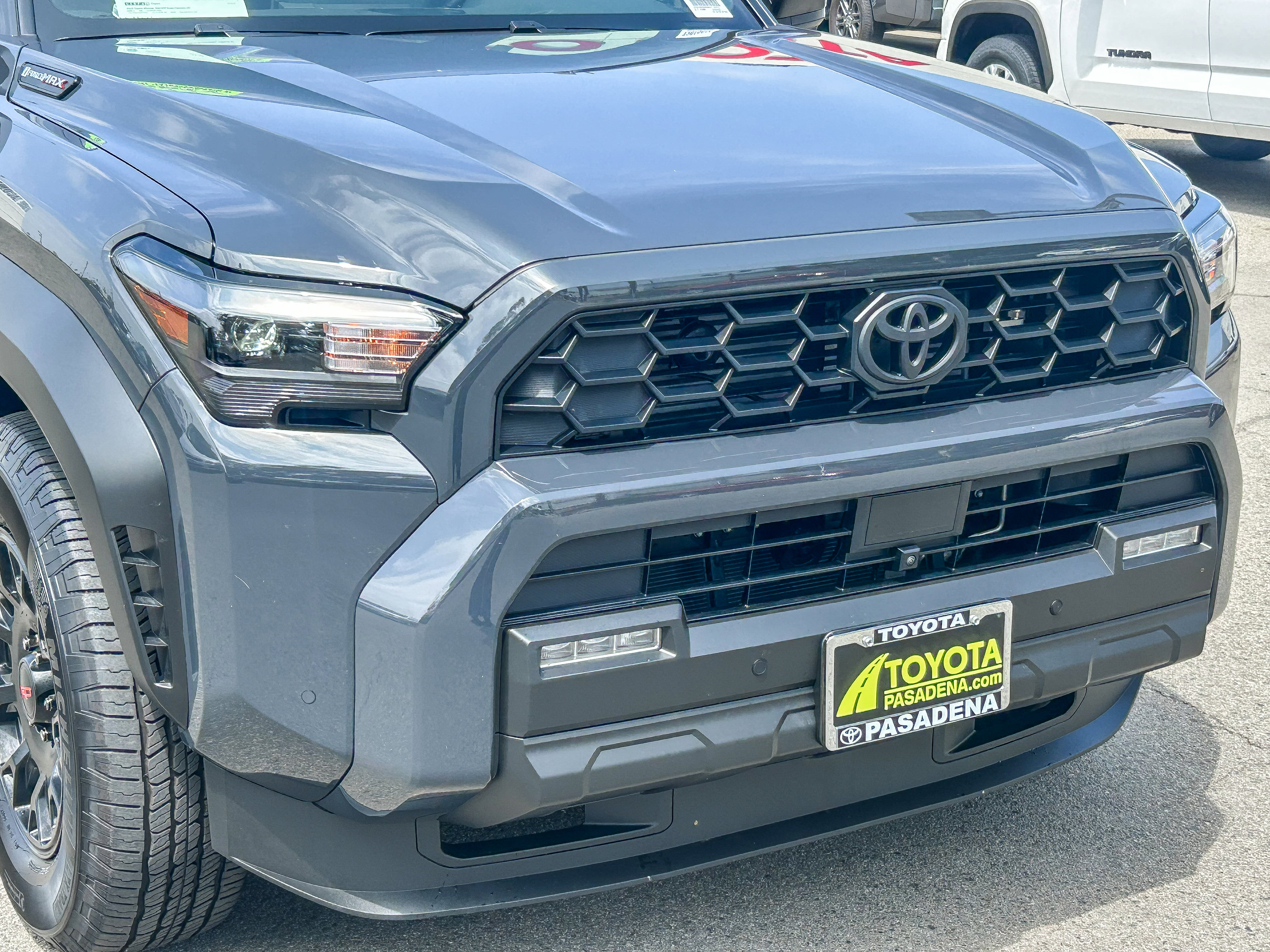 Used 2025 Toyota 4Runner TRD Off-Road Premium AWD/4WD image 5