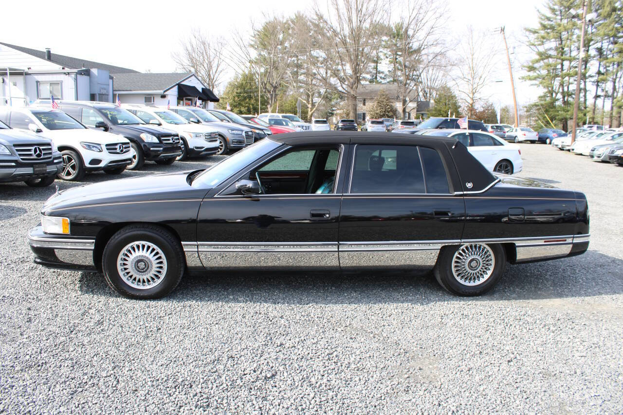 Used 1995 Cadillac De Ville Sedan image 10