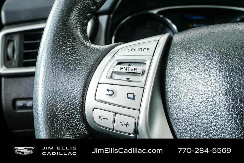 Used 2016 Nissan Rogue SL w/ SL Premium Package image 11