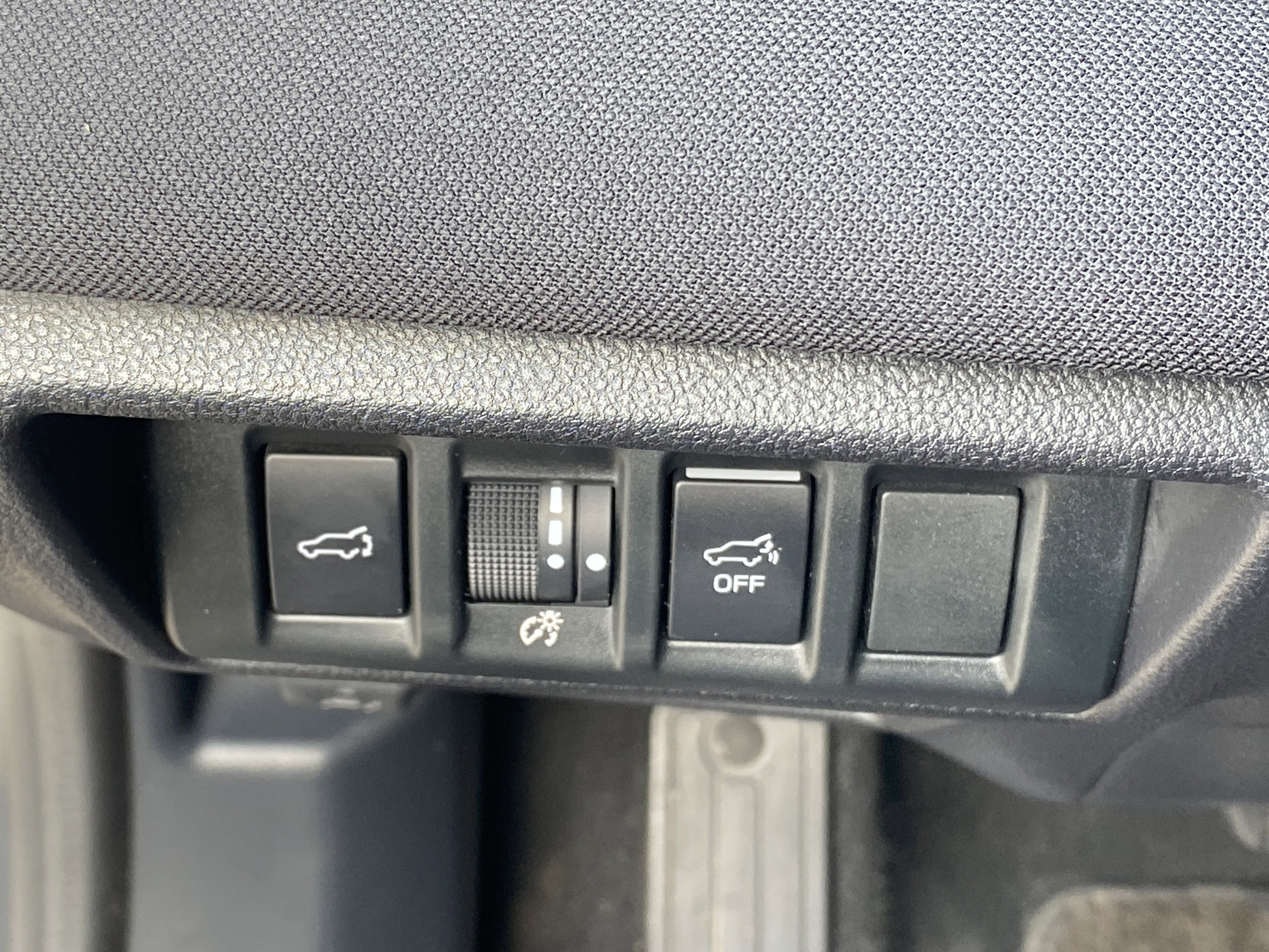 Used 2020 Subaru Outback Premium AWD/4WD image 14
