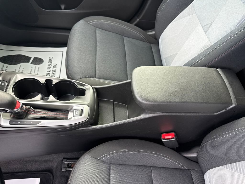 Used 2025 Chevrolet Trax RS w/ Driver Confidence Package image 26