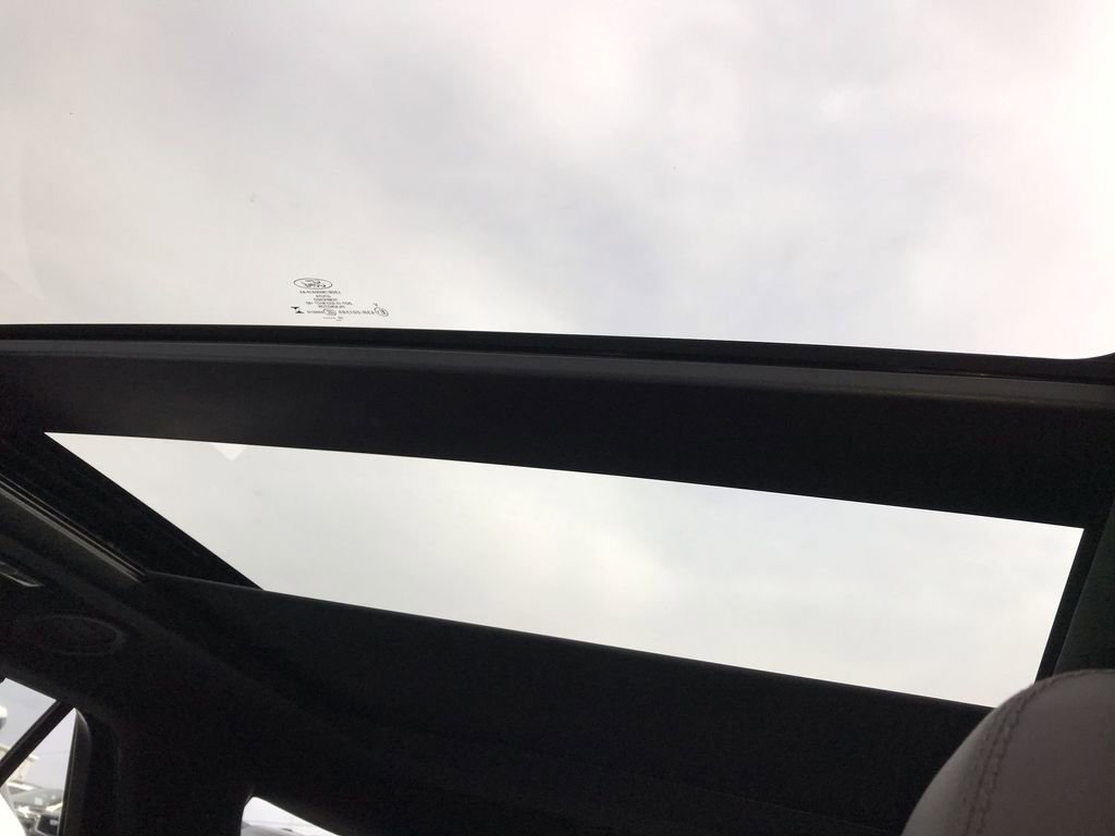 Used 2025 Ford Explorer Platinum w/ Ultimate Package image 22