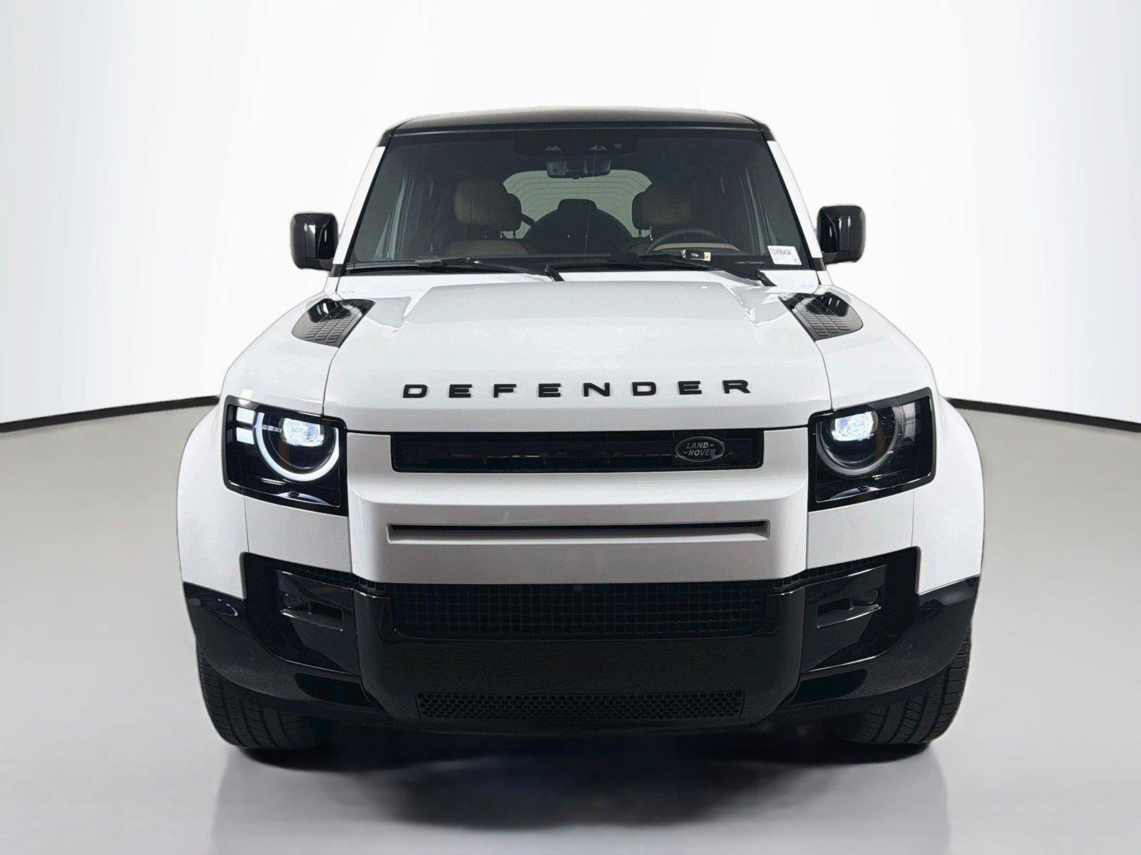New 2026 Land Rover Defender 110 V8 AWD/4WD image 2