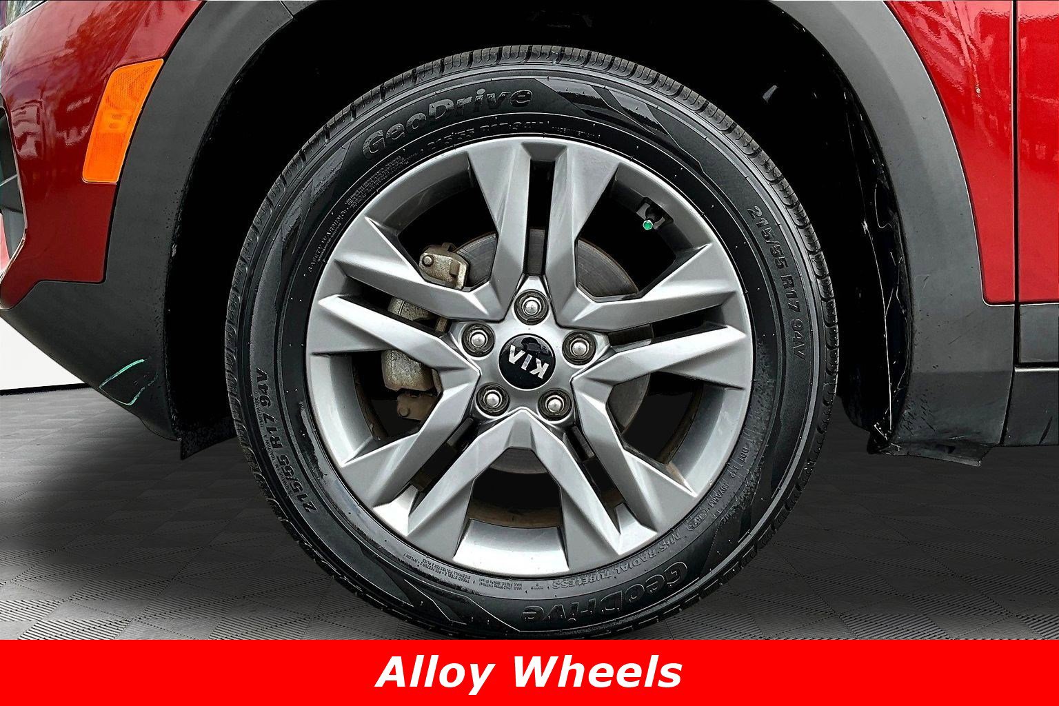 Used 2021 Kia Seltos S FWD image 32