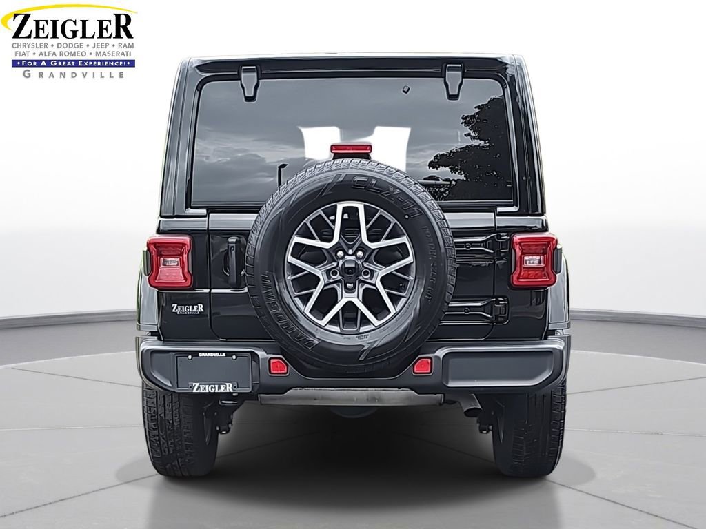 Certified 2024 Jeep Wrangler Sahara image 6