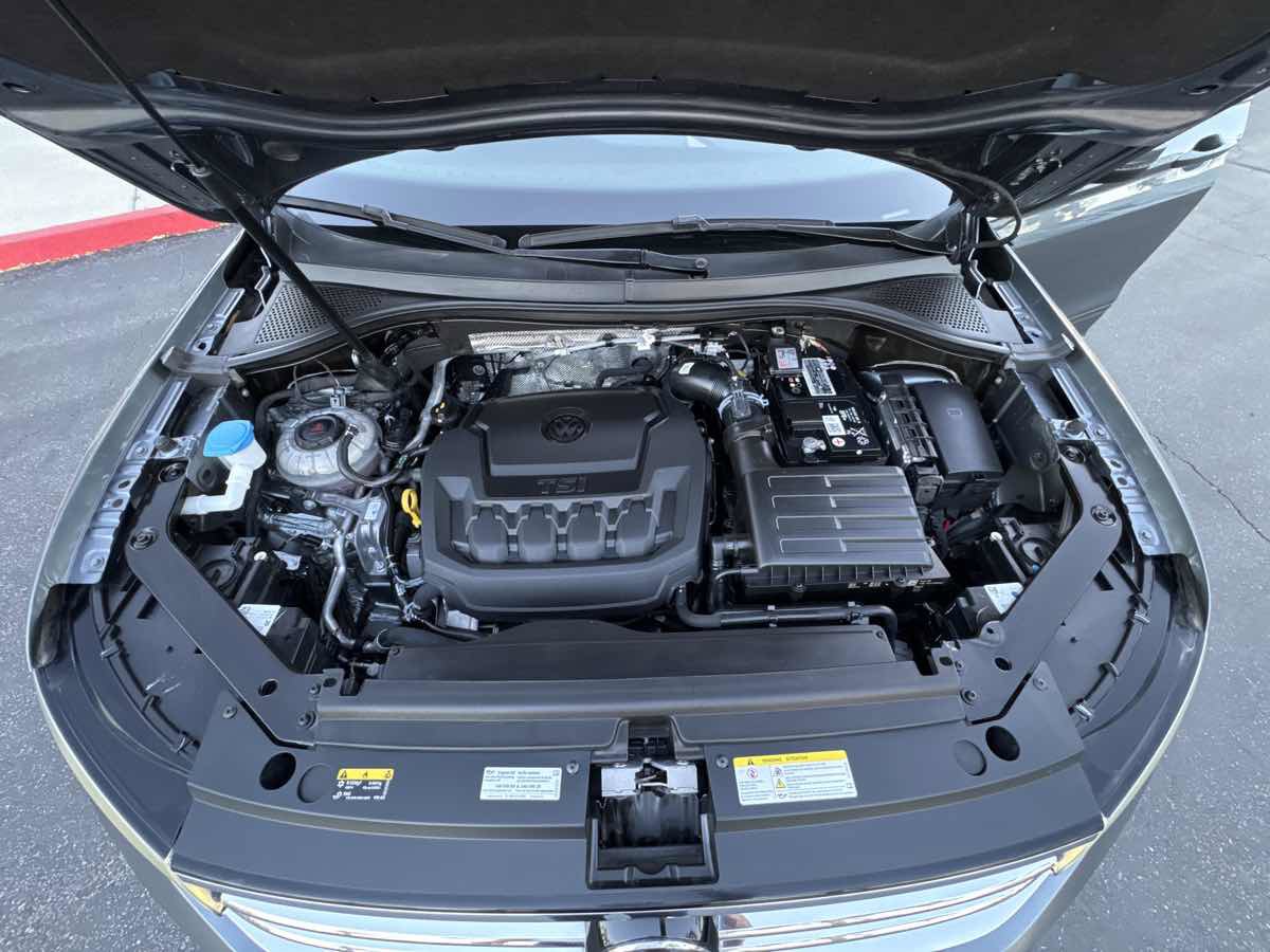 Used 2022 Volkswagen Tiguan SE image 31