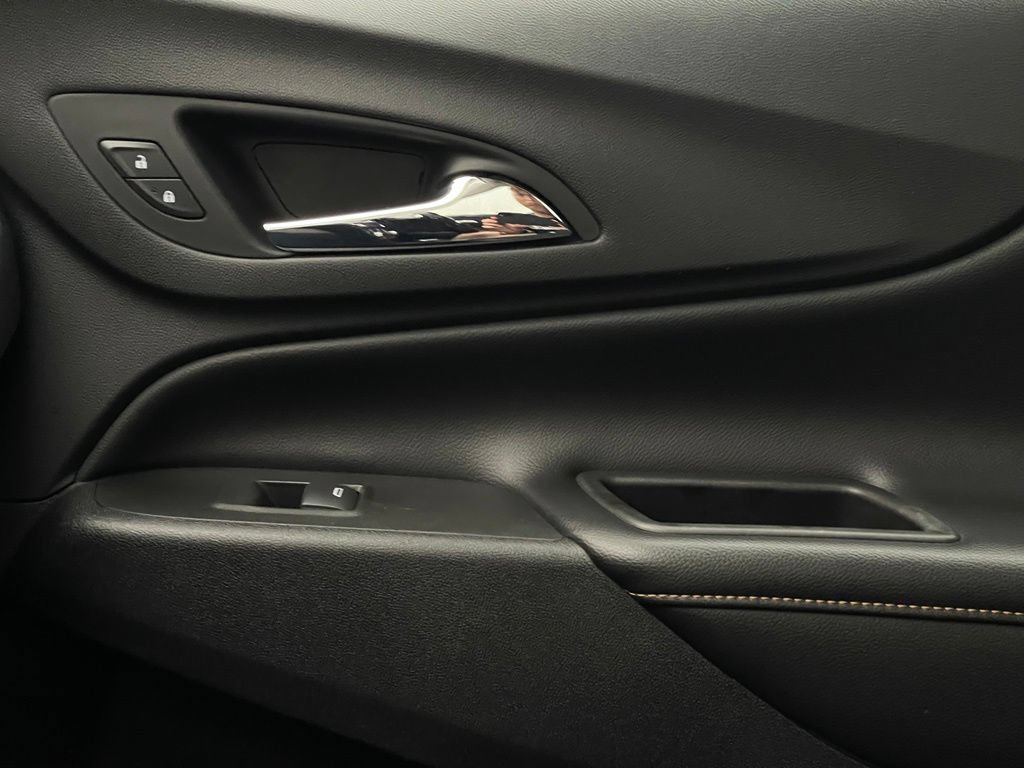 Used 2020 Chevrolet Equinox Premier FWD image 40