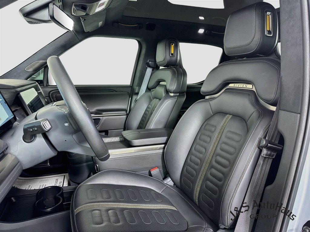 Used 2023 Rivian R1T Adventure Dual AWD/4WD image 11